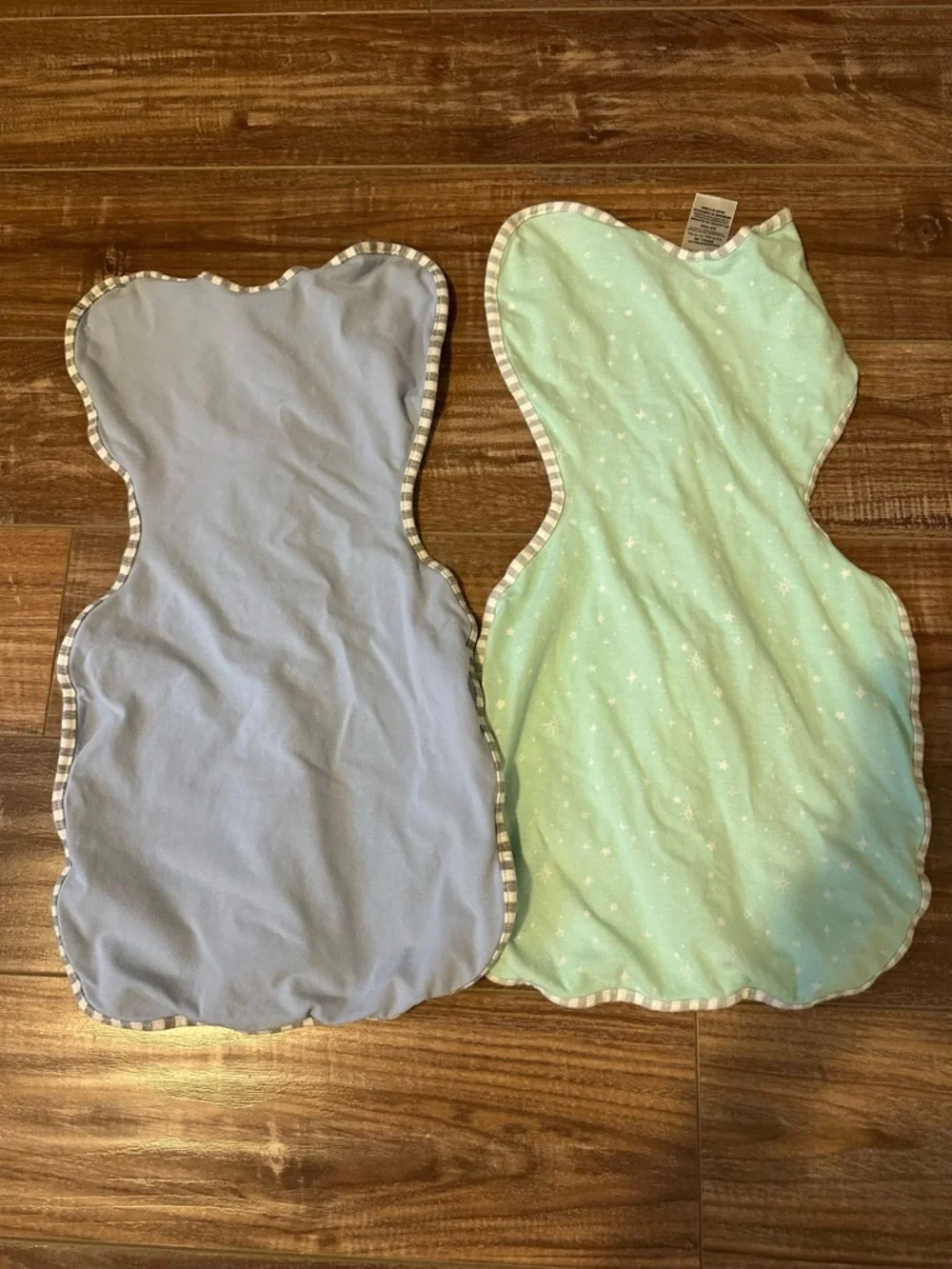Love to Dream Swaddles - Picture 2 of 4